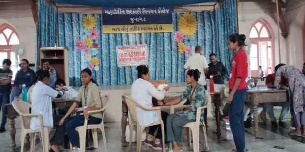 જુનાગઢ બહાઉદીન સરકારી વિનયન કોલેજ ખાતે થેલેસેમિયા ટેસ્ટ ચેકઅપ કેમ્પ યોજાયો, યોજાયેલ કેમ્પમાં ૨૫૭ વિદ્યાર્થીઓએ ચેકઅપ કરાવ્યુ