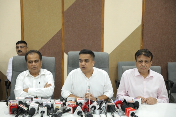 વાહનવ્યવહાર રાજ્યમંત્રી હર્ષ સંઘવી