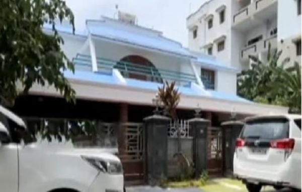 આવકવેરા વિભાગના દરોડા