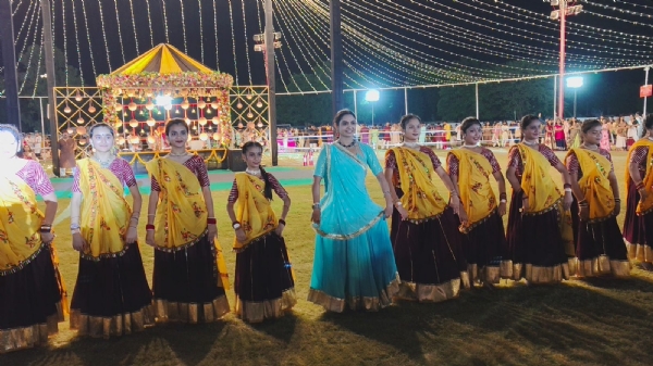 થનગનાટ-2025 : કથ્થક અને ગરબાના સંગમે મંત્રમુગ્ધ દર્શકો
