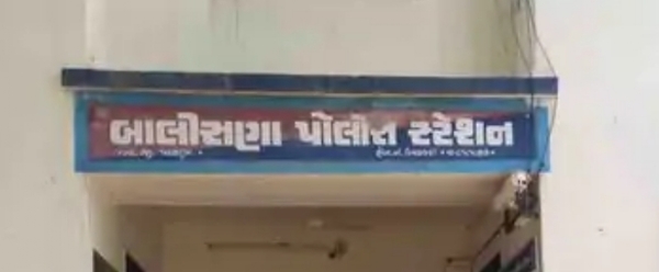 પાટણના કમલીવાડા ગામમા નકલી ડોક્ટર ઝડપાયો, પોલીસે ગુનોનોંધી કાર્યવાહી ચાલુ કરી.