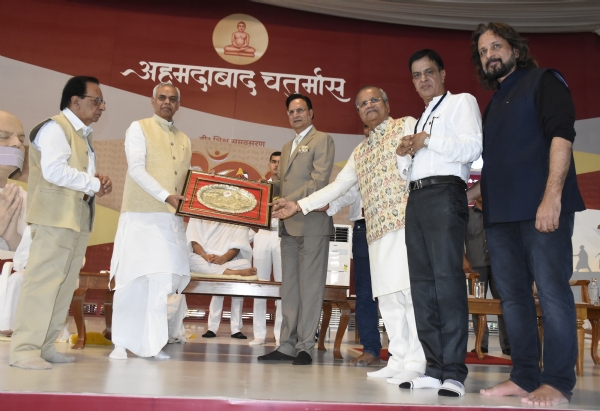 ગાંધીનગરના કોબા સ્થિત પ્રેક્ષા વિશ્વ ભારતી