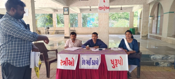 સીમર પ્રાથમિક આરોગ્ય કેન્દ્ર ખાતે સ્વસ્થ નારી, સશક્ત પરિવાર અભિયાન અંતર્ગત આરોગ્ય ચકાસણી કેમ્પ યોજાયો.