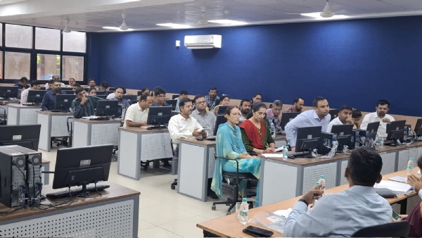 મહેસાણામાં 9-10 ઑક્ટોબરે યોજાનાર પ્રથમ વાઇબ્રન્ટ ગુજરાત રિજનલ કોન્ફરન્સની પૂર્વ તૈયારીઓ તેજ