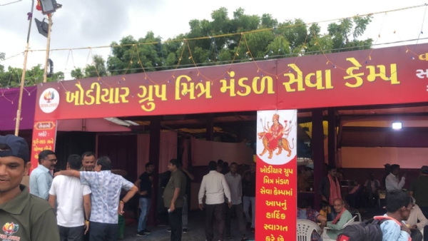 અંબાજી પદયાત્રામાં અમદાવાદ–કડીના જય ખોડીયાર ગ્રુપની નિષ્ઠા : 2005થી યાત્રાળુઓ માટે ભોજન અને આરામની અવિરત સેવા