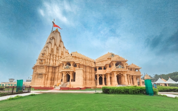 ચંદ્રગ્રહણને કારણે શ્રી સોમનાથ મંદિર