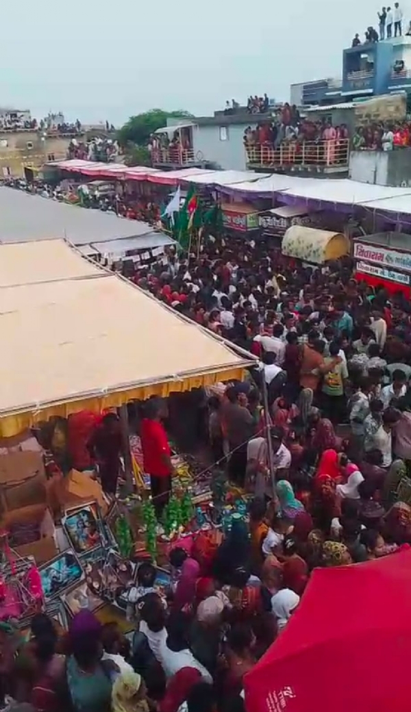 ધામળેજ બંદર ખાતે રામદેવપીર