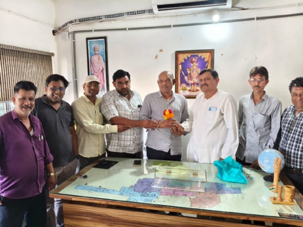 અમરેલી જિલ્લા સહકારી સંઘના પ્રતિનિધિમંડળની નવી દિલ્હી મુલાકાત