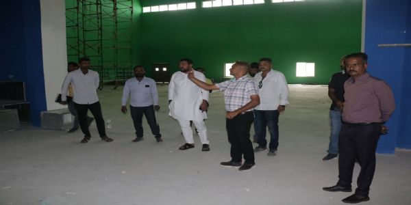 ગીર સોમનાથ સાંસદ રાજેશભાઈ ચુડાસમાએ ઈણાજ ખાતે નિર્માણાધીન સ્પોર્ટ્સ કોમ્પ્લેક્સની મુલાકાત લીધી