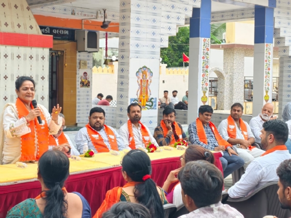 પોરબંદર ભાજપ દ્વારા વોર્ડ.ન.13 માં બેઠક યોજાઇ.