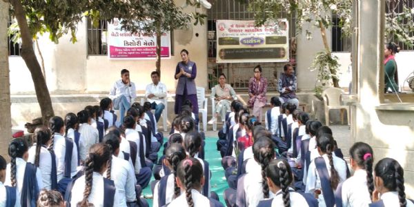 જૂનાગઢ અને કુકસવાડામાં બેટી બચાઓ, બેટી પઢાઓ યોજના અંતર્ગત કિશોરી મેળો યોજાયો