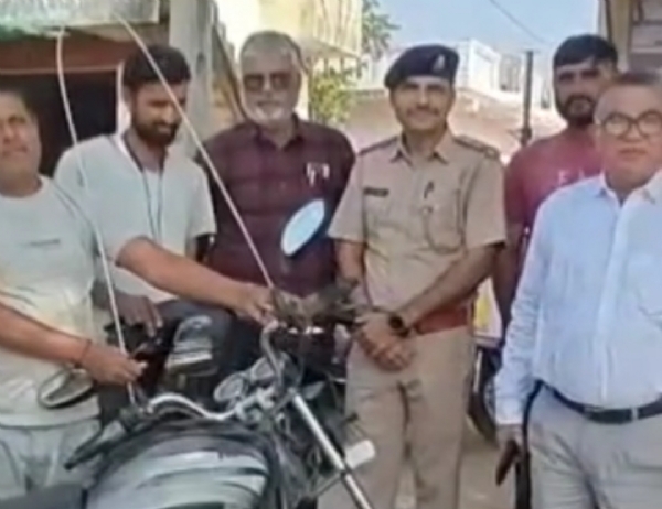 ઉતરાયણમાં દોરીથી અકસ્માત ટાળવા સિદ્ધપુરમાં RTOનું વિશેષ અભિયાન