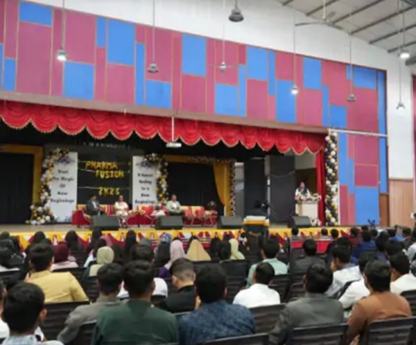 ગોકુલ ગ્લોબલ યુનિવર્સિટીમાં ‘ફાર્મા ફ્યુઝન સેલિબ્રેશન’નું આયોજન કરવામાં આવ્યું ગોકુલ ગ્લોબલ યુનિવર્સિટીમાં ‘ફાર્મા ફ્યુઝન સેલિબ્રેશન’નું આયોજન કરવામાં આવ્યું