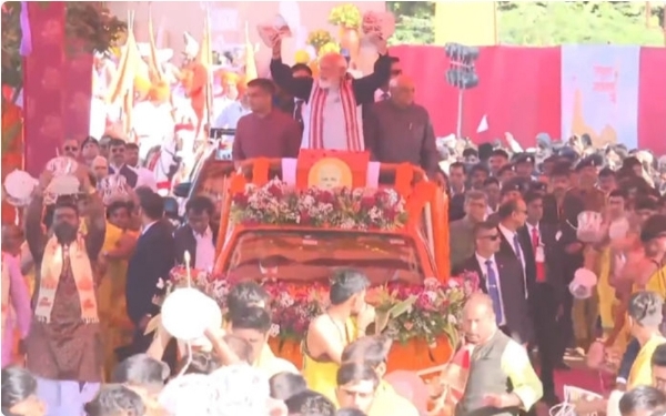 પીએમ મોદી 108 અશ્વો સાથે સોમનાથની શૌર્ય યાત્રા