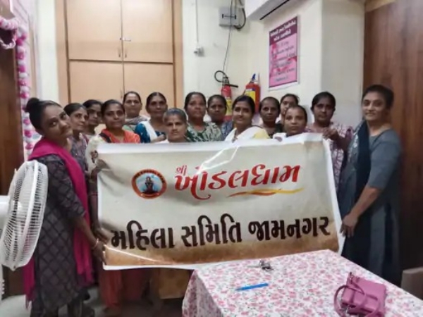 ખોડલ ધામ મહિલા સમિતી