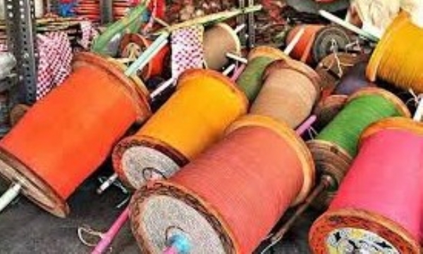 Shopkeeper caught selling Chinese lace along with mobile phones in Madhapar village of Bhuj taluka