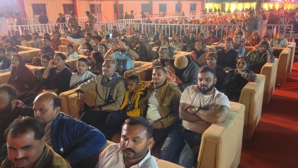 હેમંત જોશીના લાઈવ કૉન્સર્ટમાં શ્રદ્ધાળુઓનો