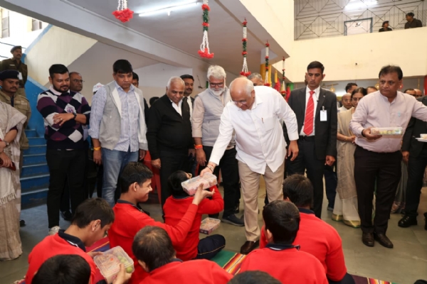 અમદાવાદ ખાતે મુખ્યમંત્રી