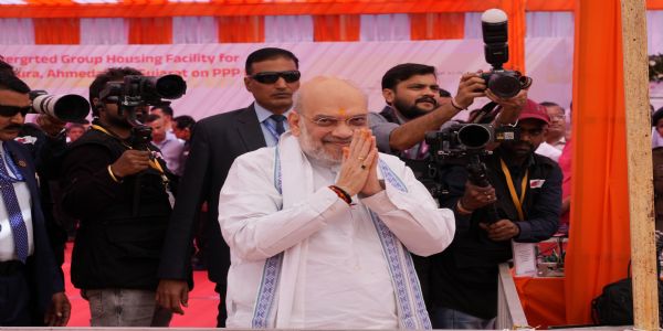 કેન્દ્રીય મંત્રી અમિત શાહના હસ્તે નારણપુરા ખાતે સૂર્યા એપાર્ટમેન્ટ વિભાગ-2ના રિડેવલપમેન્ટ પ્રોજેક્ટનું ભૂમિપૂજન સંપન્ન