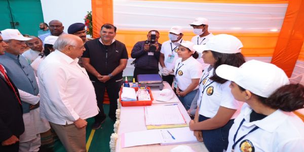 મુખ્યમંત્રી ભૂપેન્દ્ર પટેલે કરુણા અભિયાન અંતર્ગત વાઇલ્ડ લાઇફ કેર સેન્ટરની મુલાકાત લીધી