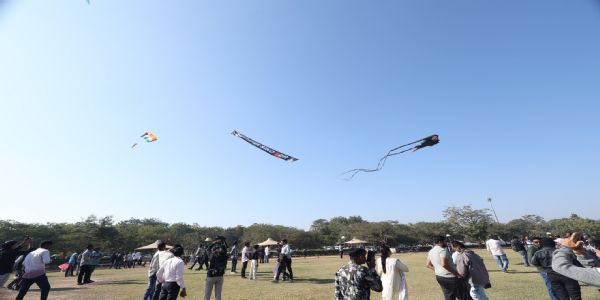 કરુણા અભિયાન - 2026: ઉડે આભમાં પતંગો તમારી, પક્ષીઓ કહે સંભાળજો આભમાં છે સવારી અમારી..