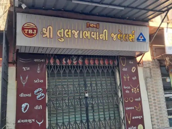 ધ્રોલમાં જવેલર્સમાં ચોરી