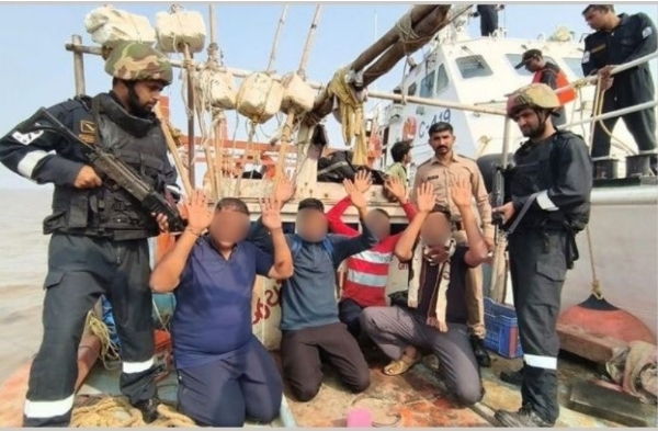 બોટ જપ્ત