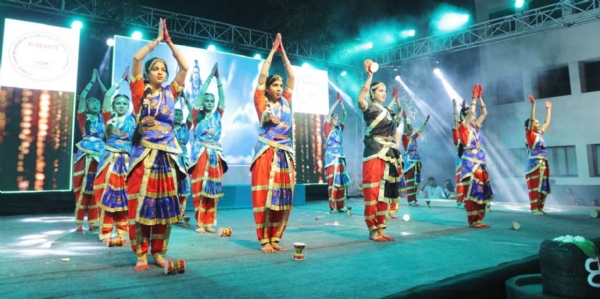 એસજીપી સ્કૂલ અંકલેશ્વરના 18 માં વાર્ષિકોત્સવમાં વિધાર્થીઓએ સૌને મંત્રમુગ્ધ કરી દીધા .