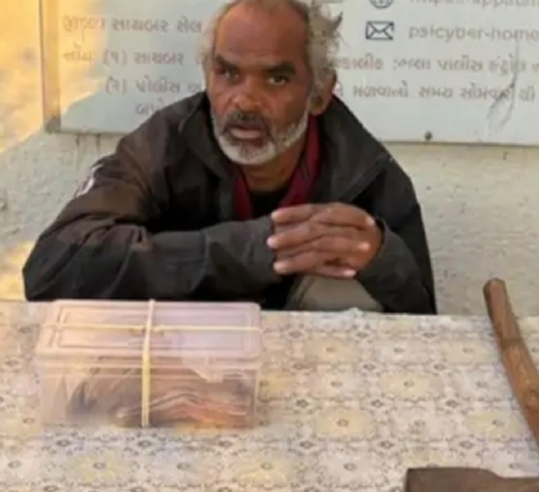 ચાણસ્મા પોલીસે રૂપપુર ગામમાં થયેલી મંદિર ચોરીના કેસમાં ફરાર આરોપીને ઝડપી લીધો