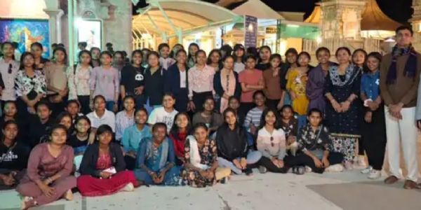 સિદ્ધપુર શહેરની પ્રતિષ્ઠિત શેઠ એમ.પી. શૈક્ષણિક સંકુલ દ્વારા કચ્છનો ત્રણ દિવસીય શૈક્ષણિક પ્રવાસ