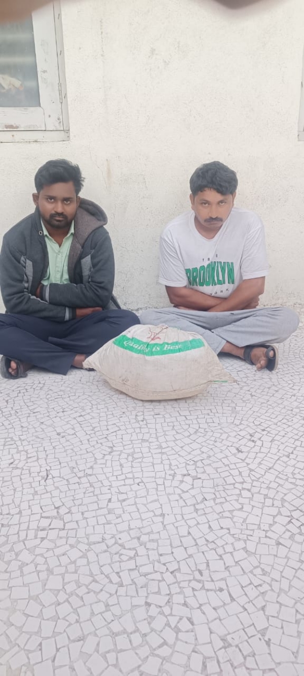 પોરબંદર એસ.ઓ.જી.એ સાડા ત્રણ કિલો ગાંજા સાથે બે શખ્સો ને ઝડપી પાડ્યા