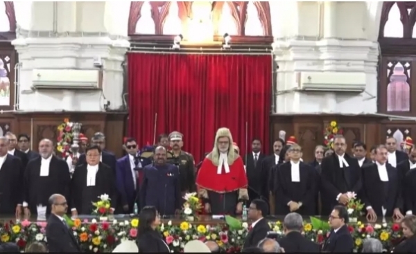 જસ્ટિસ સુજય પોલે, કોલકાતા હાઈકોર્ટના મુખ્ય ન્યાયાધીશ તરીકે શપથ લીધા