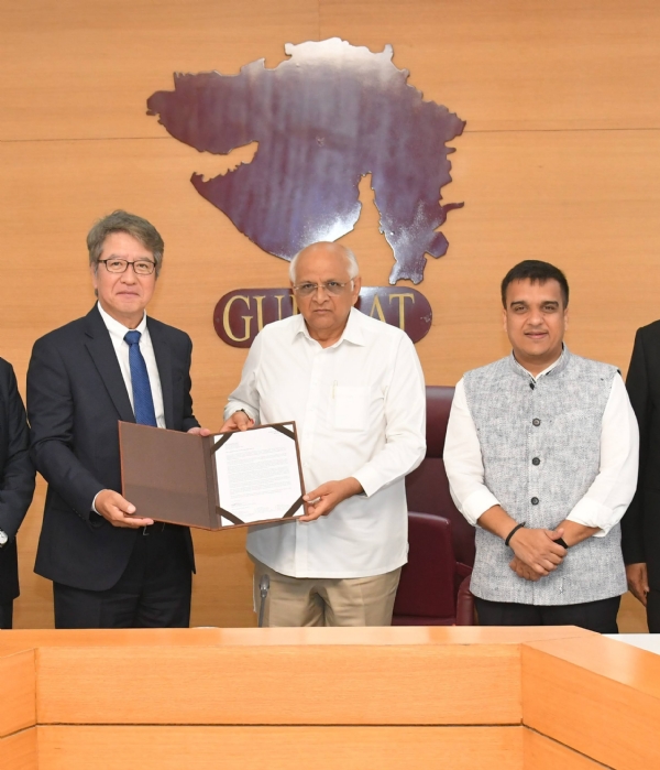 મેઈક ઈન ઈન્ડીયા મેઈક ઈન ઈન્ડીયા મેઈડ ફોર ધ વર્લ્ડના વડાપ્રધાન નરેન્દ્ર મોદીના ધ્યેયને સાકાર કરતુ ગુજરાતનું વધુ એક નક્કર કદમમેઈડ ફોર ધ વર્લ્ડના વડાપ્રધાન નરેન્દ્ર મોદીના ધ્યેયને સાકાર કરતુ ગુજરાતનું વધુ એક નક્કર કદમ