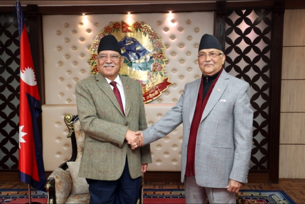 ઓલી અને પ્રચંડ વચ્ચે મુલાકાત