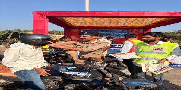 સોમનાથ આર.ટી.ઓ દ્વારા ‘નેશનલ રોડ સેફ્ટી મંથ-2026 ની ઉજવણી કરા વાહનચાલકોને 200 જેટલા હેલ્મેટનું વિતરણ