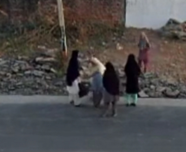 ડીંડરોલ ગામે પૂરપાટ જીપની ટક્કરે માસૂમ બાળકી ગંભીર રીતે ઇજાગ્રસ્ત