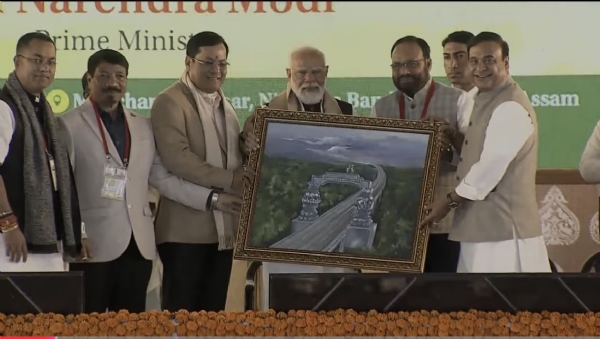 પ્રધાનમંત્રીએ કાઝીરંગા એલિવેટેડ કોરિડોર પ્રોજેક્ટનો શિલાન્યાસ કર્યો