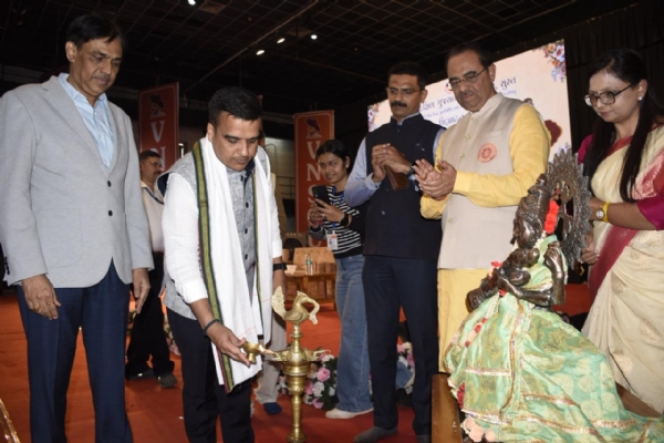 નાયબ મુખ્યમંત્રી હર્ષ સંઘવી