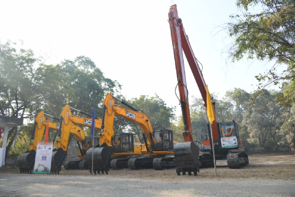 મંત્રી ઈશ્વરસિંહ