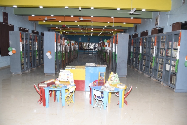 1958 થી સુરેન્દ્રનગરવાસીઓની વાંચન ભૂખ સંતોષતું જિલ્લા પુસ્તકાલય
