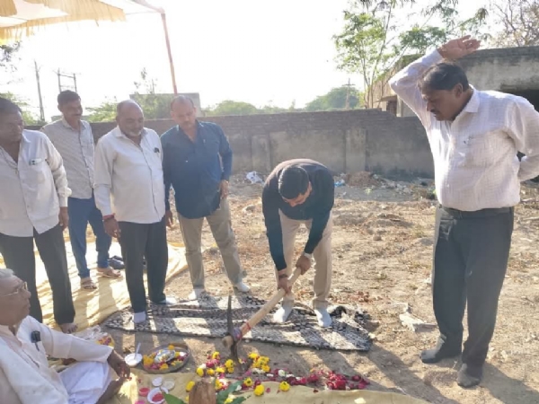 ધારાસભ્ય જનક તલાવીયાની ઉપસ્થિતમાં ખીજડીયા કોટડા ગામે પંચાયત ભવનનું ખાતમુહૂર્ત
