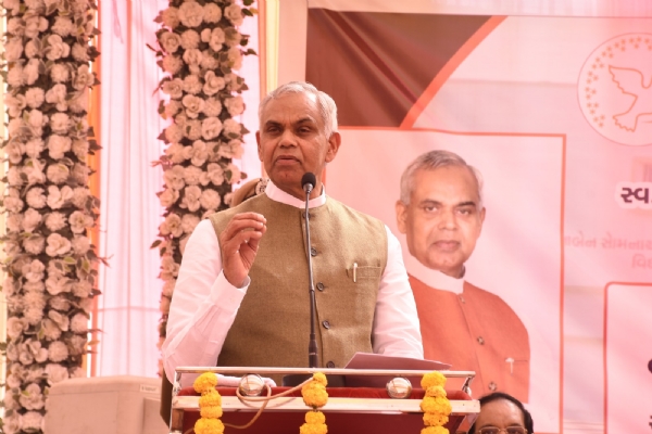 Rajypal pahuchyabanaskantha ma