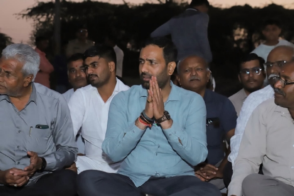 કુંકાવાવ તાલુકાના દેવગામ ખાતે પુરસરક્ષણ દીવાલના ખાતમુહૂર્તમાં મંત્રી કોશિક વેકારીયા ઉપસ્થિત, શિલાન્યાસ કર્યો