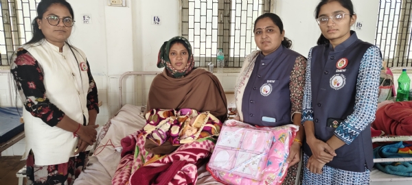 પોરબંદર સરકારી લેડી હોસ્પિટલ ખાતે બેટી બચાવો બેટી પઢાવો” યોજના હેઠળ દીકરી વધામણાં કીટ વિતરણ કરાઈ. પોરબંદર સરકારી લેડી હોસ્પિટલ ખાતે બેટી બચાવો બેટી પઢાવો” યોજના હેઠળ દીકરી વધામણાં કીટ વિતરણ કરાઈ.