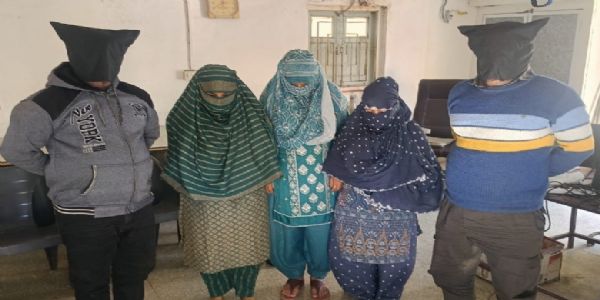 જામનગરમાંથી SOGએ બે પુરુષ અને ત્રણ મહિલા સહિત 5 ગેરકાયદેસર બાંગ્લાદેશી ઝડપી લીધા