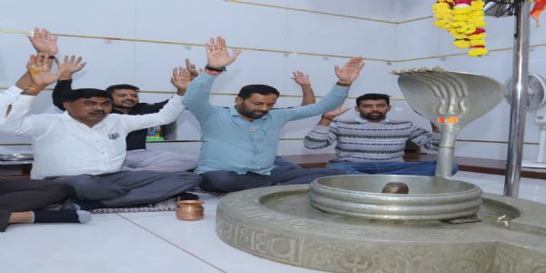 મંત્રી કોશિક વેકારીયા એ માચીયાળા ખાતે ભીમનાથ મહાદેવના દર્શન કરી ધન્યતા અનુભવી