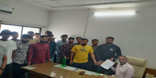 સુત્રાપાડામાં પોલીસ તથા આર્મી ભરતીની તૈયારી કરતા ઉમેદવારો માટે ગ્રાઉન્ડનો અભાવ