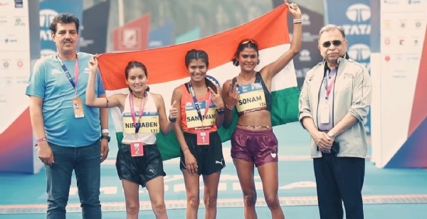 खेती बैंक की ब्रांड एम्बेसडर निरमा ठाकोर