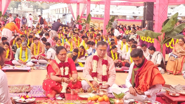 AMBAJI MA MA AMBA NO PRAGATYOTSAV