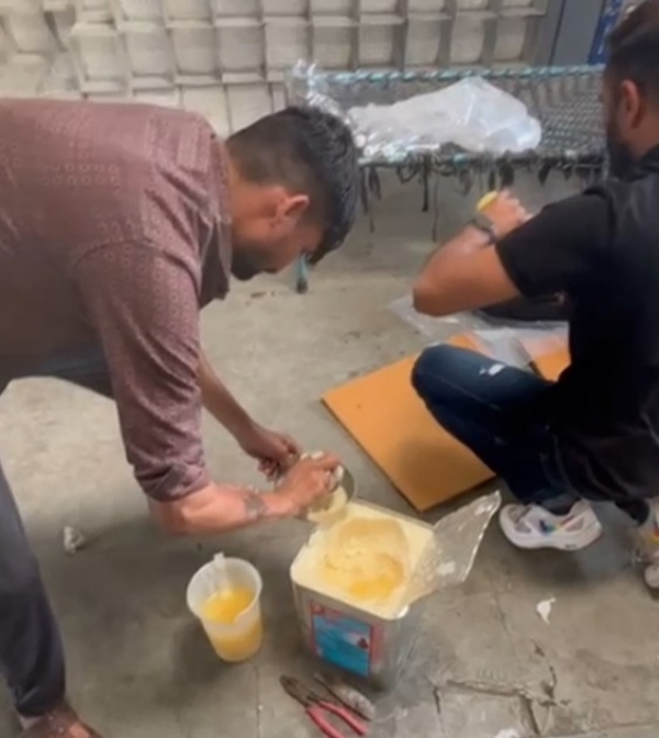 મહેસાણામાં નકલી પનીરનો પર્દાફાશ: ફૂડ વિભાગે બે ડેરીમાં પાડ્યા દરોડા